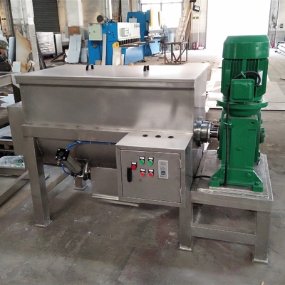 Máy trộn băng ngang 22KW 3000L Bột màu Thiết bị trộn bột khô