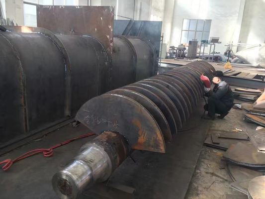 10 vòng / phút đến 25 vòng / phút Máy sấy cánh rỗng 4KW Máy sấy bùn tiết kiệm năng lượng
