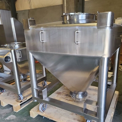 Một cánh tay nâng Hình nón vuông IBC Máy xay sinh tố Dược phẩm Máy trộn hóa chất công nghiệp